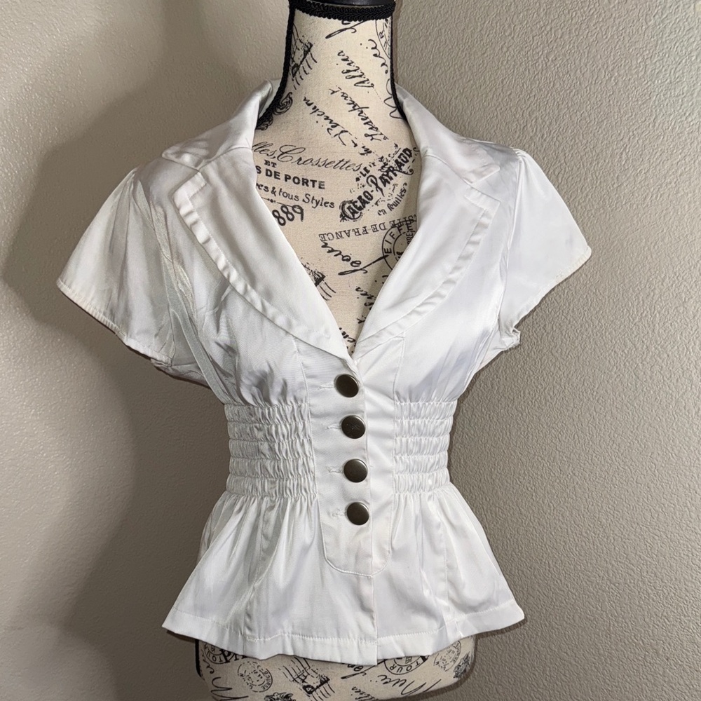 Elegant White Button-Up Women's Top